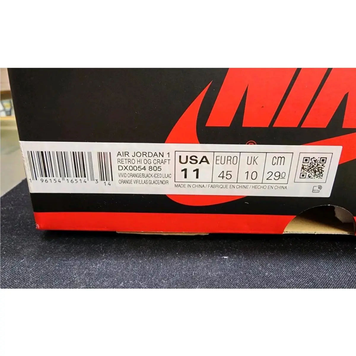 Nike shoes - Air Jordan Retro - Air Retro - Orange 4