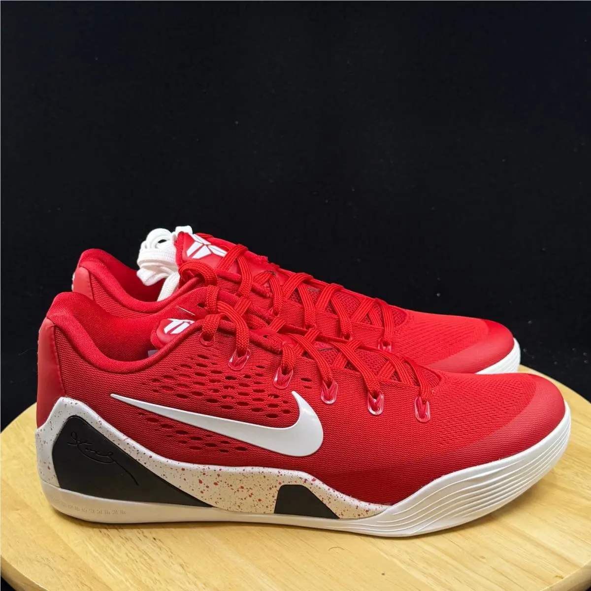 Nike shoes - Red 3