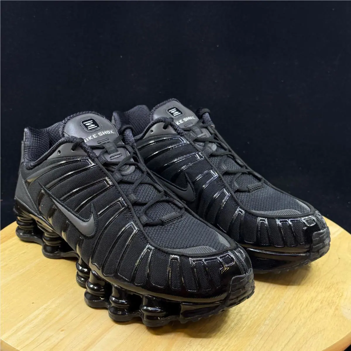 Nike shoes - Black 2