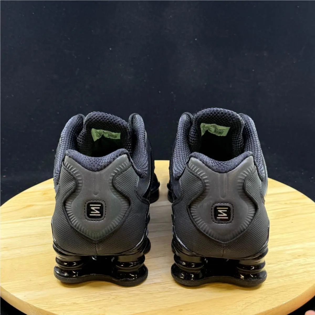 Nike shoes - Black 4