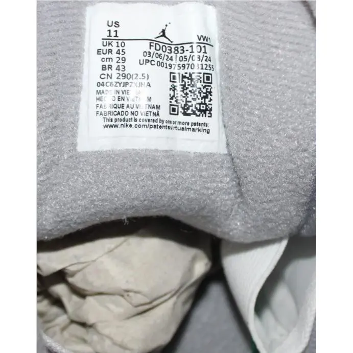 Nike shoes - White 6