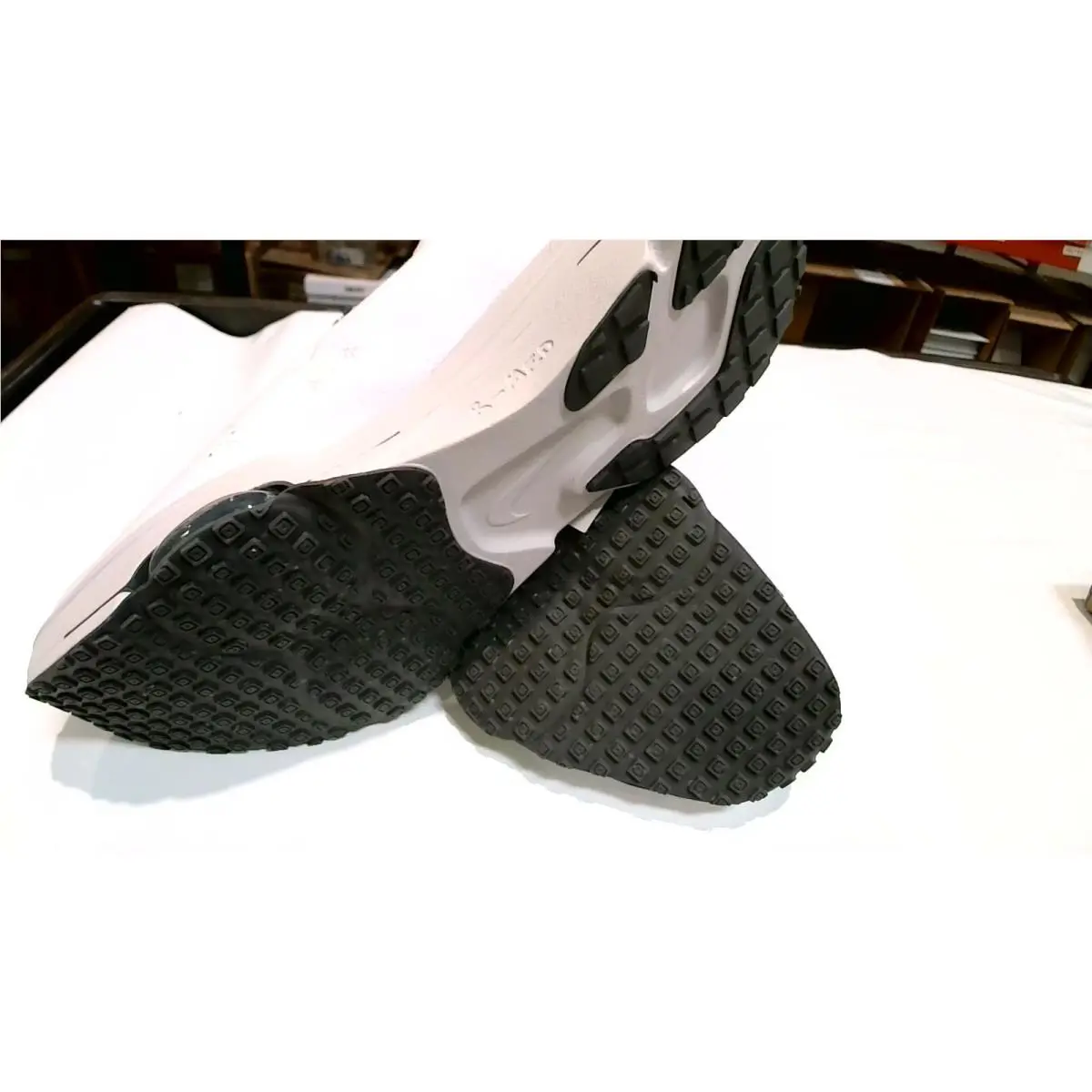 Nike shoes - Nike Zoom Type - Zoom Type - CJ2033-100 - White 3