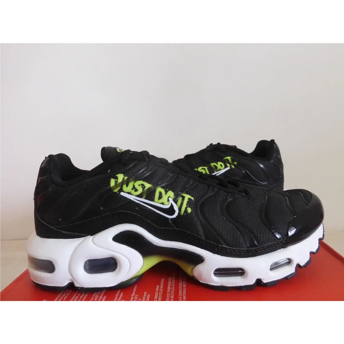 Nike shoes - Nike Air Max Plus - Air Max Plus - Black (UPC: 195239829802) 0
