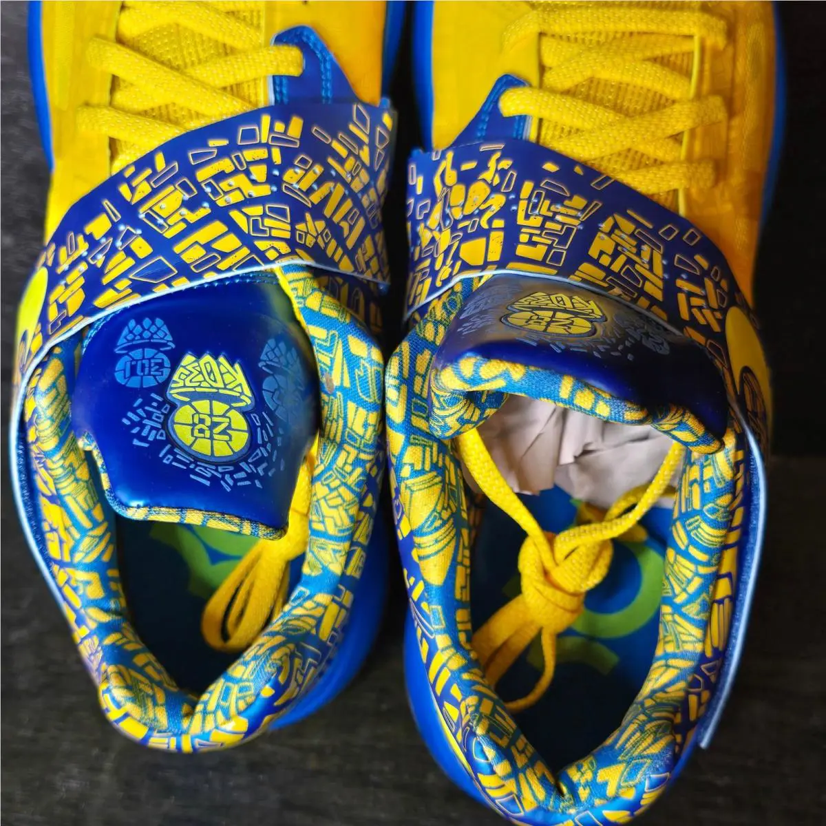Nike shoes - KD IV - 473679 703 - Yellow 3