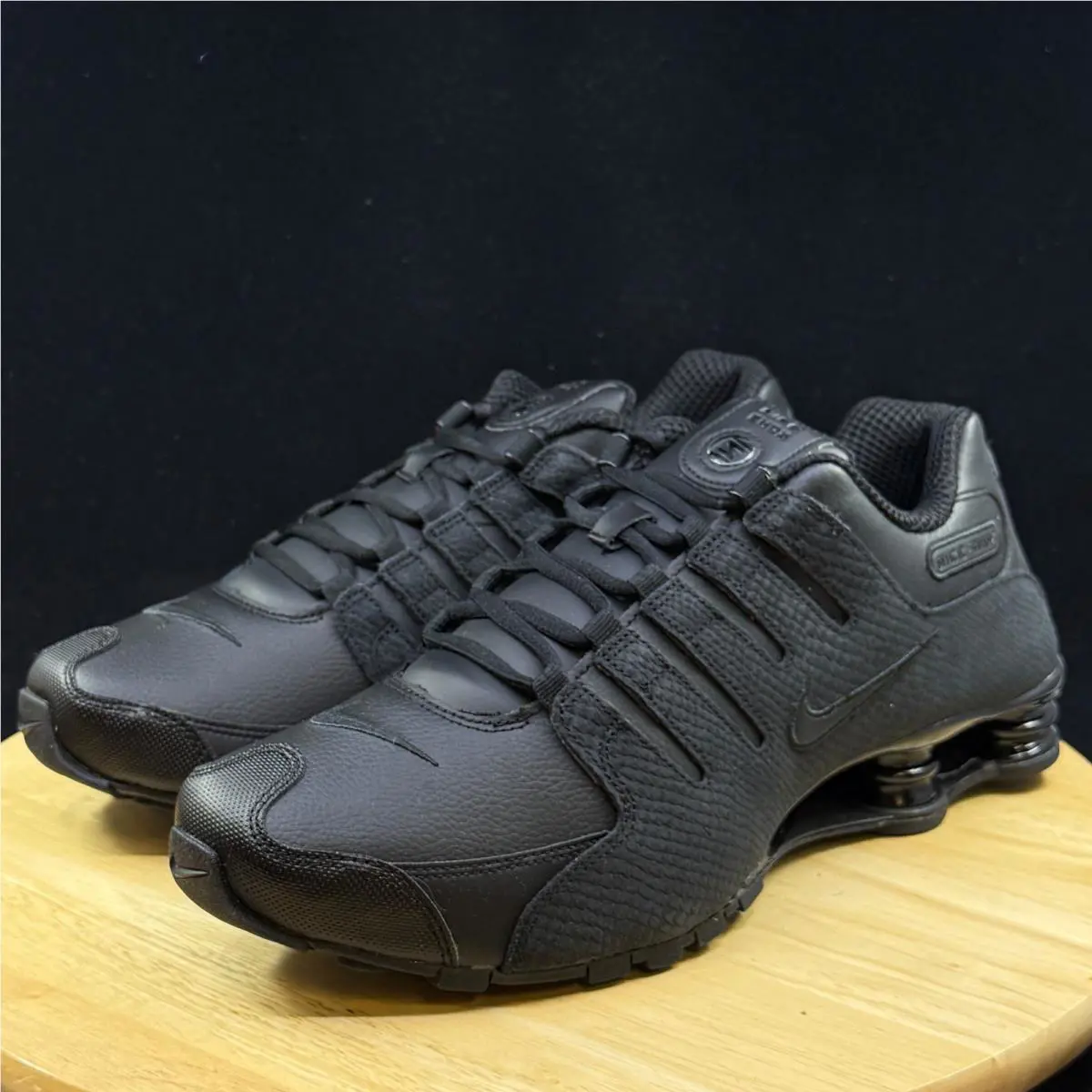 Nike shoes - Black 0