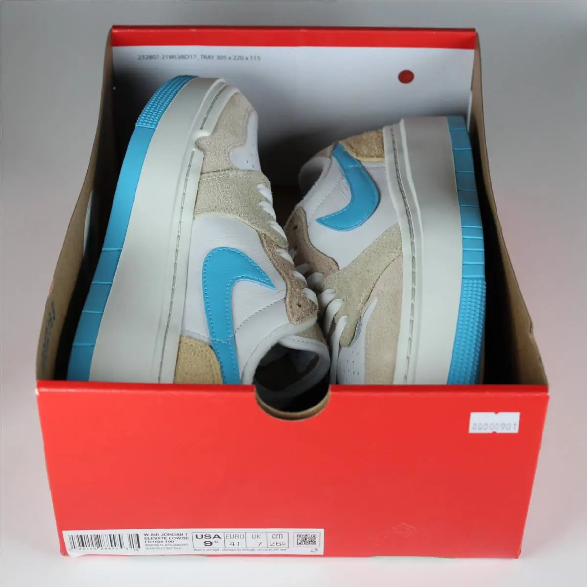 Nike shoes - Air Jordan 1 Low SE - Beige 7