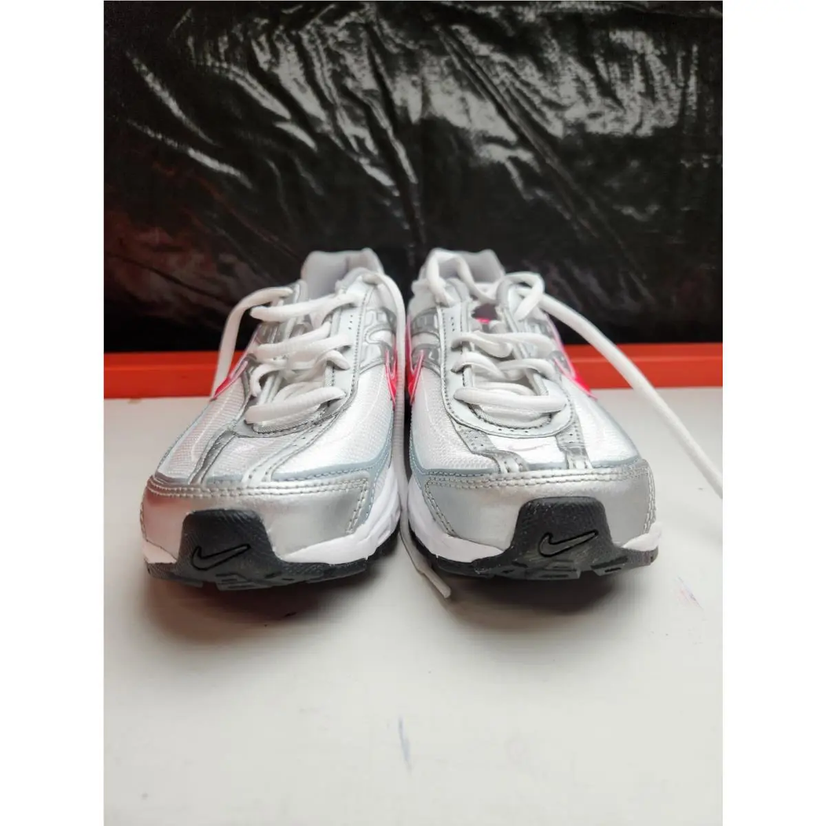 Nike shoes - Nike Initiator - Initiator - White 1