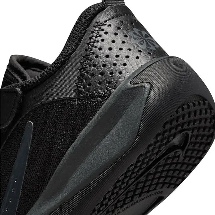 Nike shoes - Black (UPC: 196149619972) 4