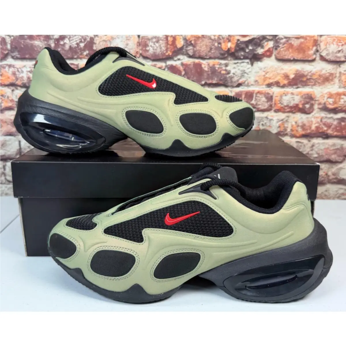 Nike Air Max Muse Oil Green Athletic Shoes Women’s Size 8.5 - Green