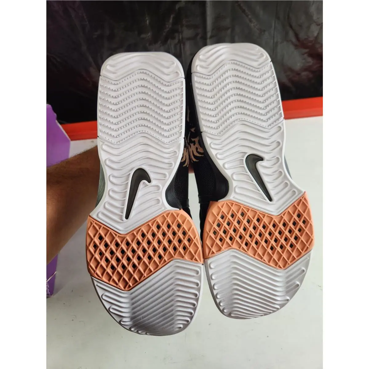 Nike shoes - Nike LeBron Witness - LeBron Witness - Black 4