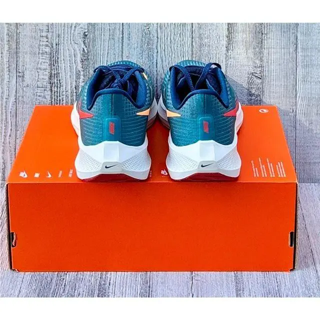 Nike shoes - Multicolor (UPC: 196151812811) 3