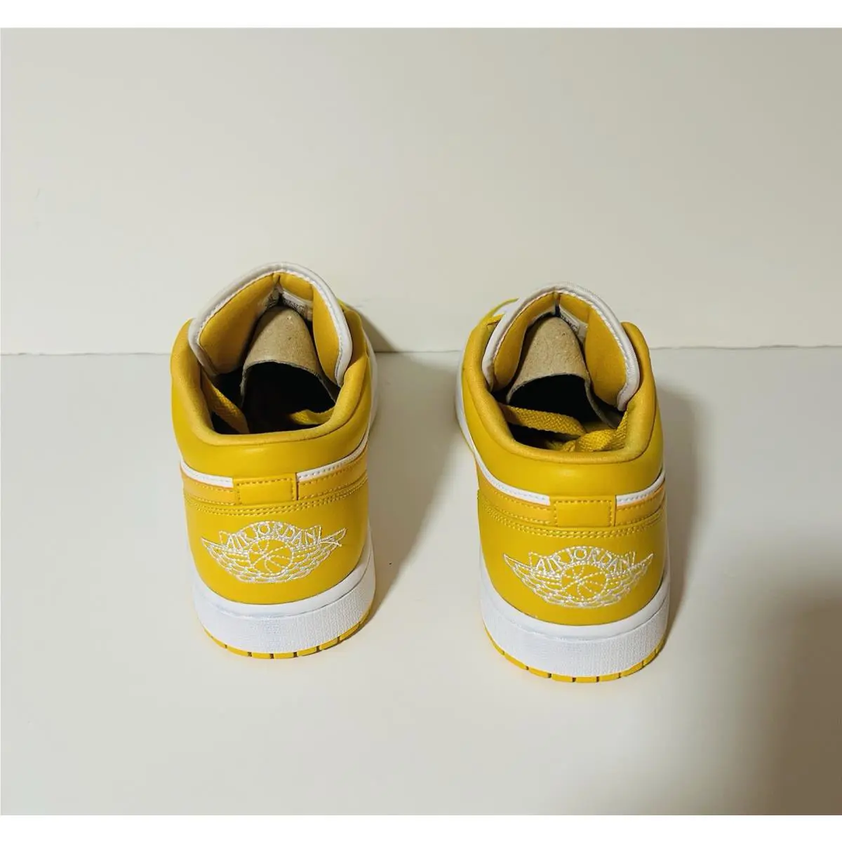 Nike shoes - Air Jordan 1 - Air - 553558-171 - Yellow 3