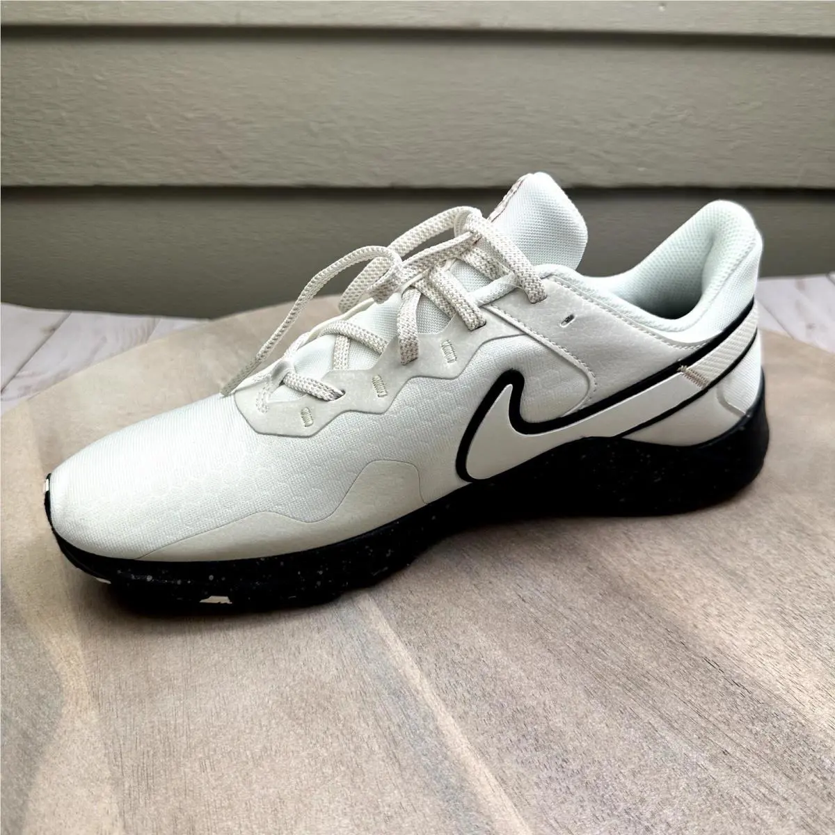Nike shoes - Nike Legend Essential 2 - Legend Essential - CZ3668-100 - White, Manufacturer: Sail/Metallic Copper Coin/Black 3