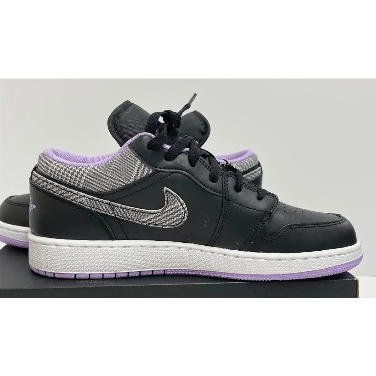 Nike shoes - 1 LOW SE GS - LOW - HOUNDSTOOTH (UPC: 195242851890) 5