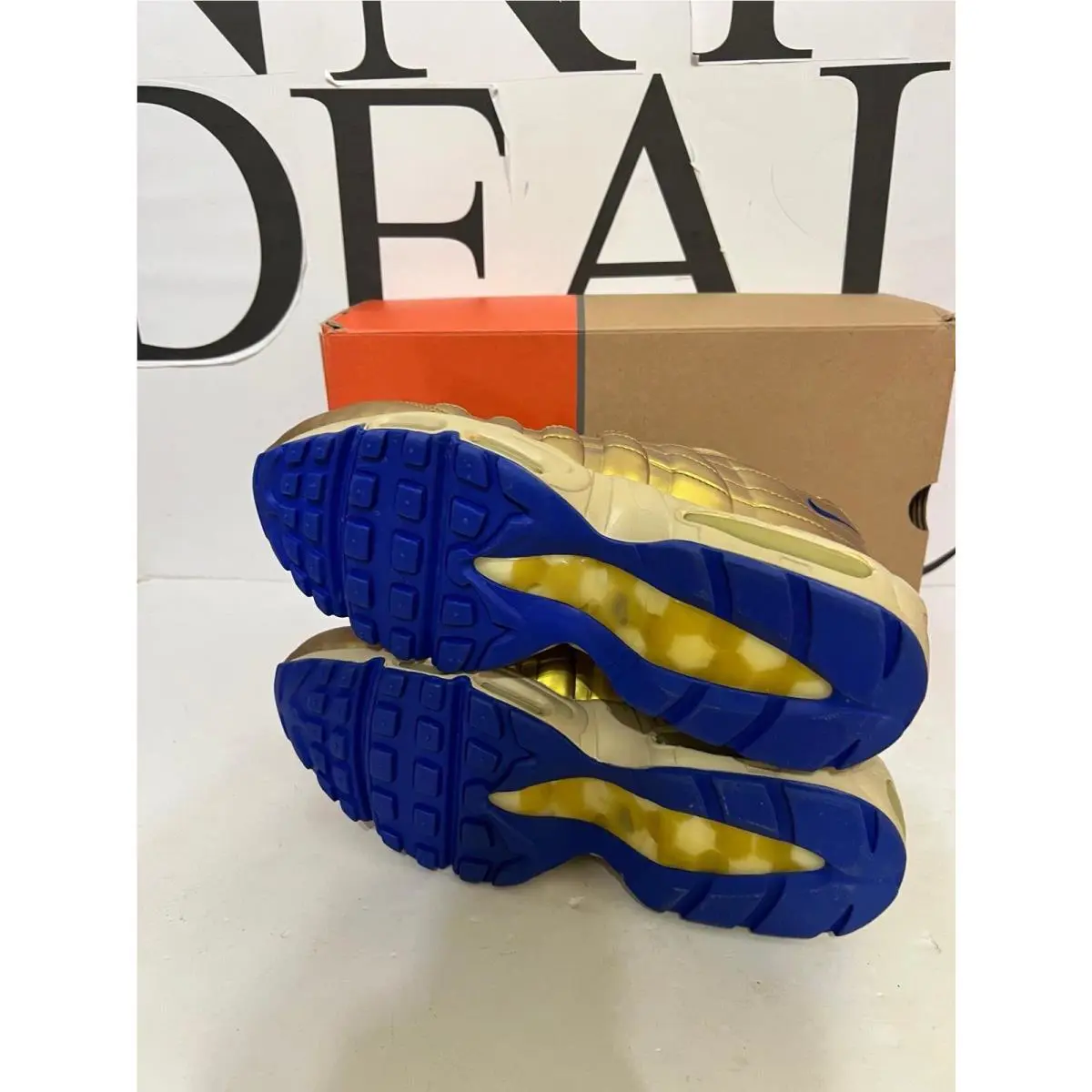Nike shoes - Nike Air Max 95 - Air Max - 312835-741 - Gold, Manufacturer: Metallic Gold/Varsity Royal/Linen/Net 8