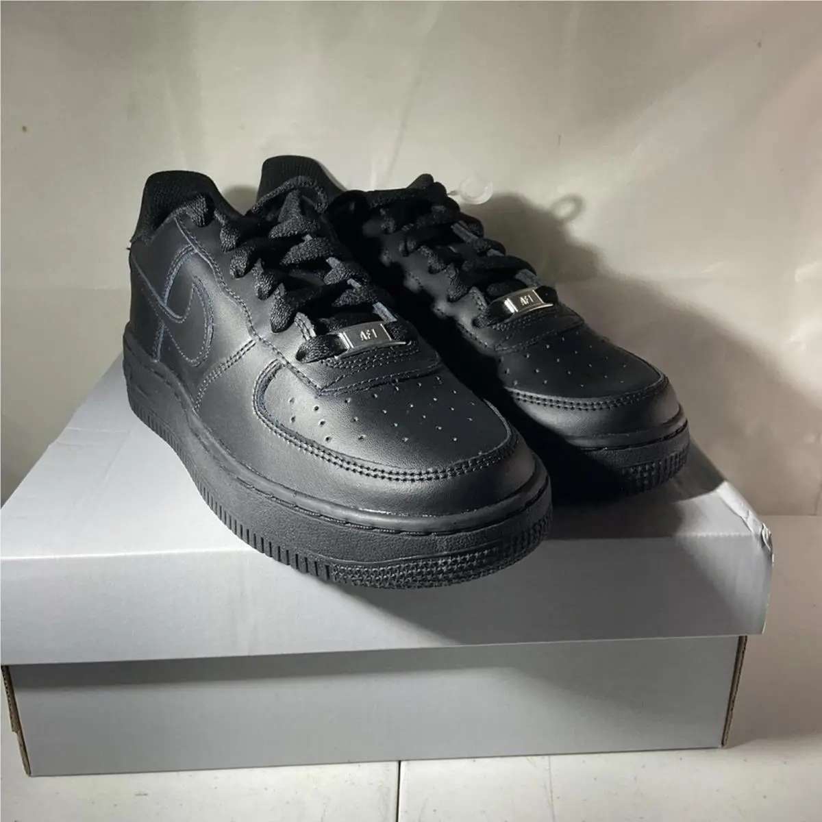 Nike shoes - Nike Air Force 1 GS - Black 3