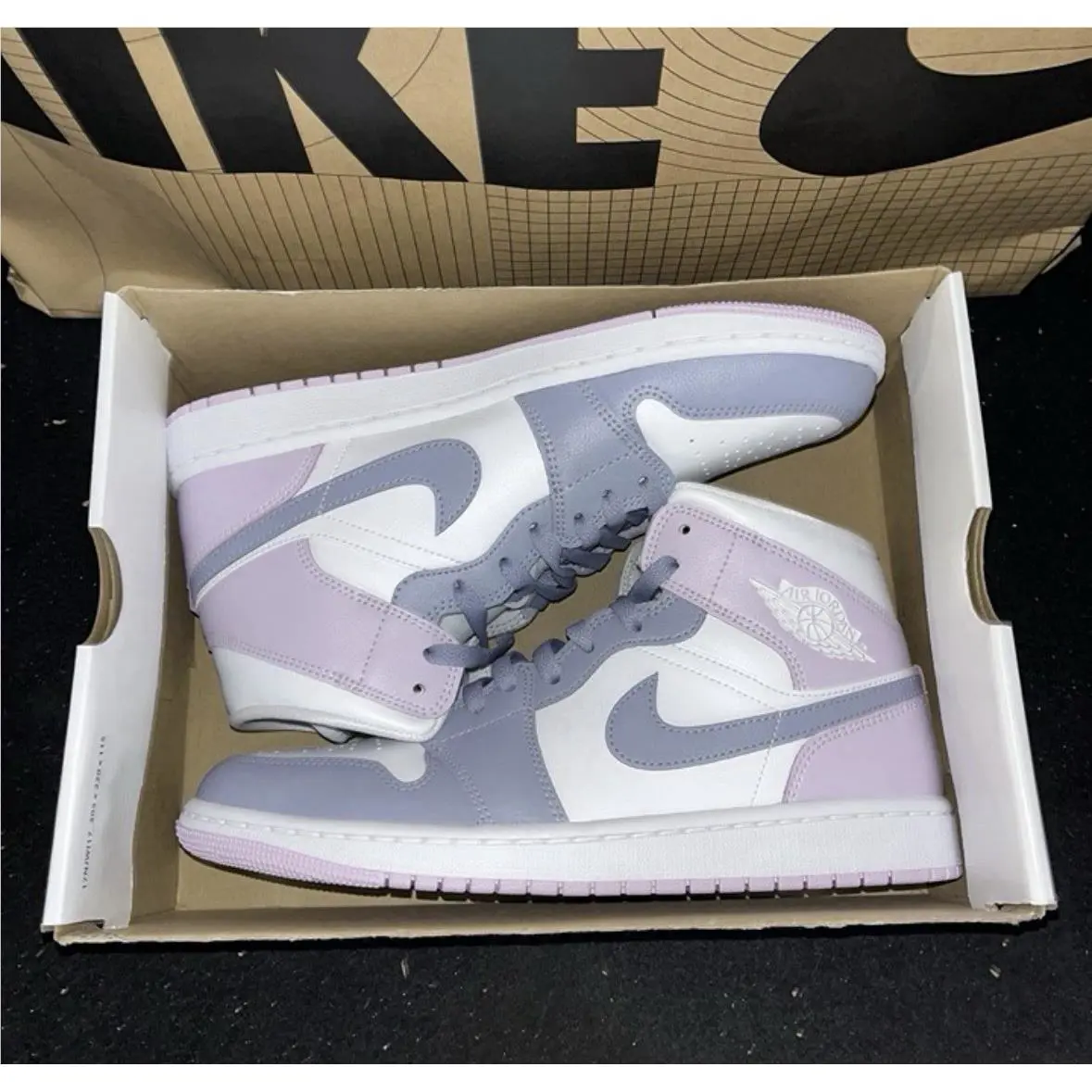 Nike shoes - Air Jordan 1 - Air - BQ6472-510 - Pink 3