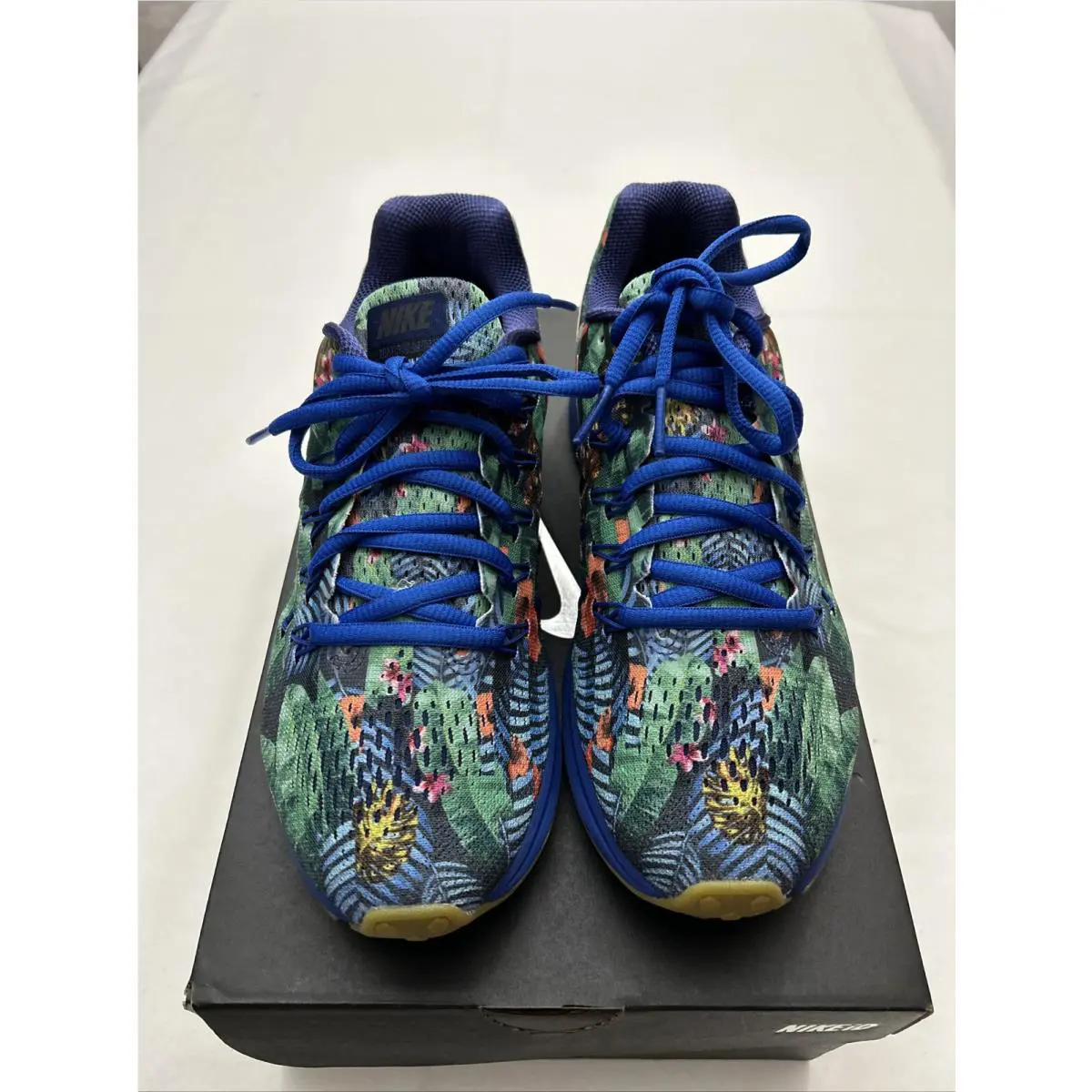 Nike shoes - Multicolor (UPC: 193655380709) 0