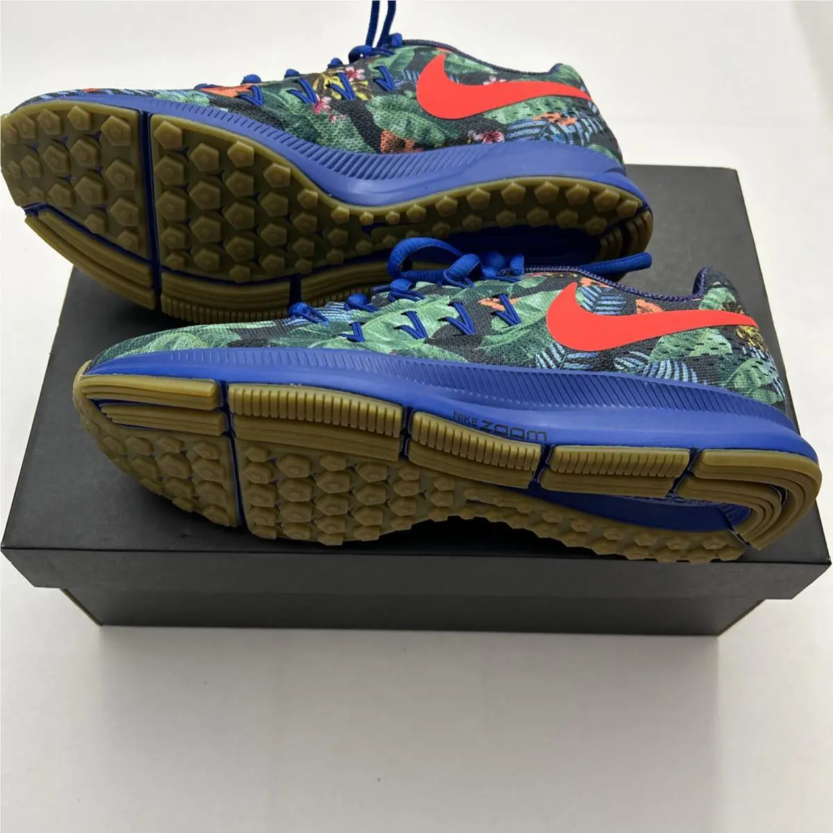 Nike shoes - Multicolor (UPC: 193655380709) 4