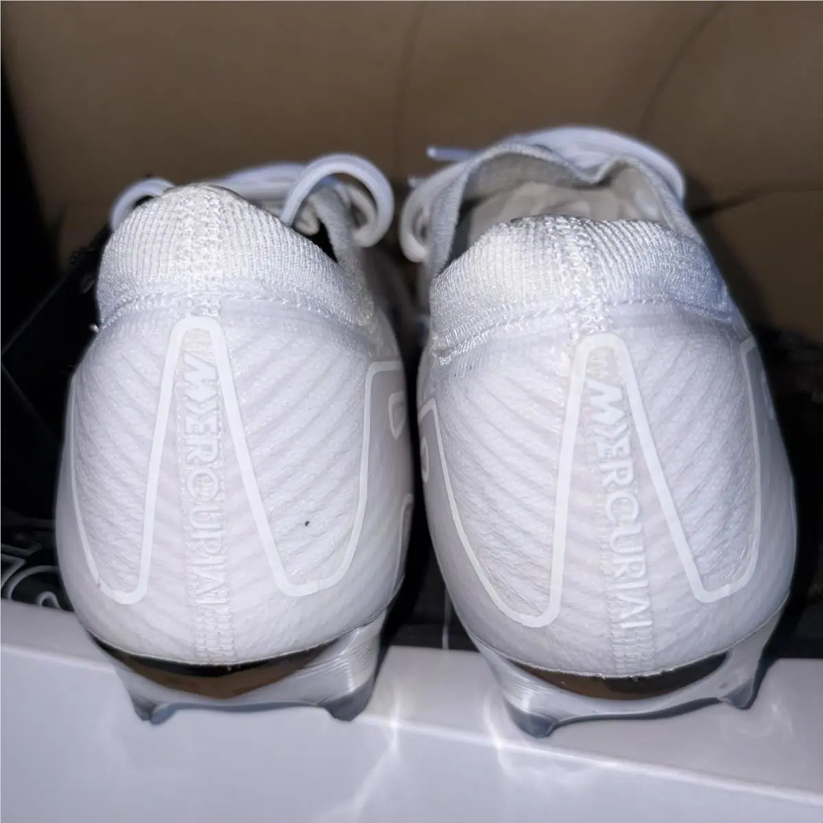 Nike shoes - Blue (UPC: 197864588772) 3