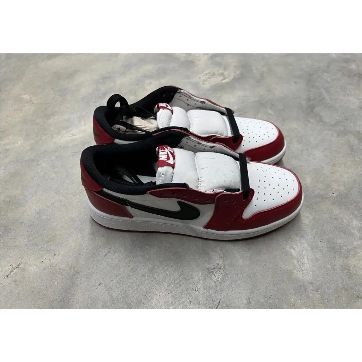 Nike shoes - Air Jordan 1 Low - Air Low - Red 2