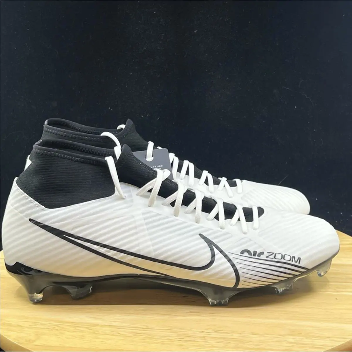 Nike shoes - White 3