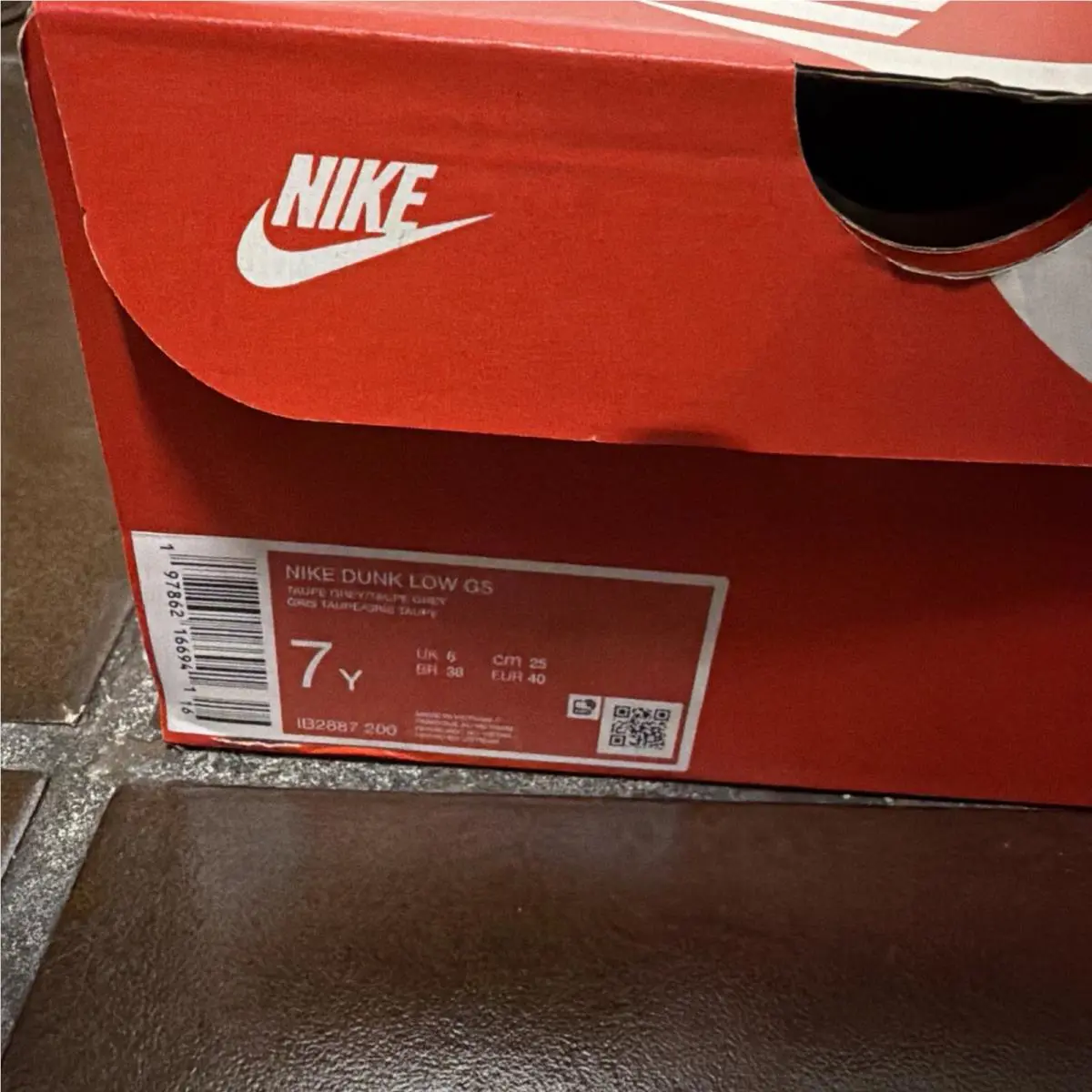Nike shoes - IB2887200 - IB2887200 - Taupe Grey/Taupe Grey, Main: Grey 4