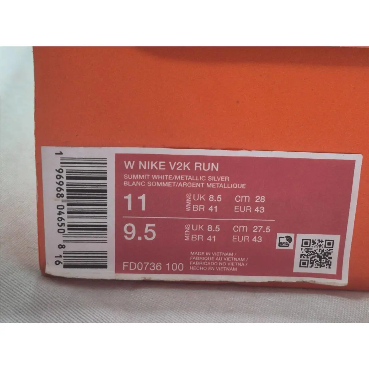 Nike shoes - Nike V2K Run - Run - White/Metallic Silver (UPC: 196968046508) 8