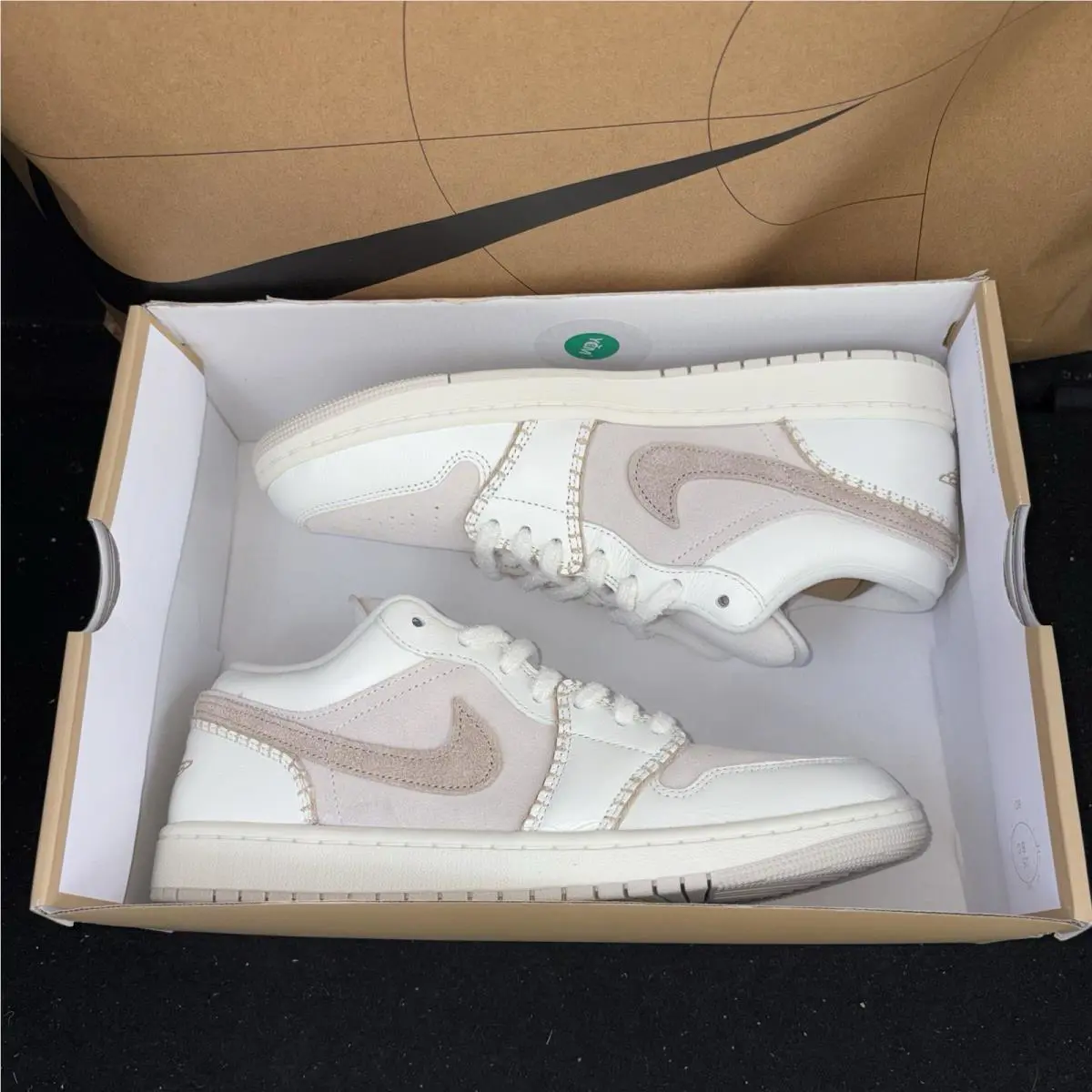 Nike shoes - Brown 6