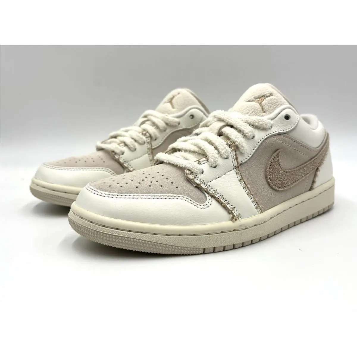 Air Jordan 1 Low SE LT Orewood Brn/sail-hemp HV4268-120 Women’s Size 8.5