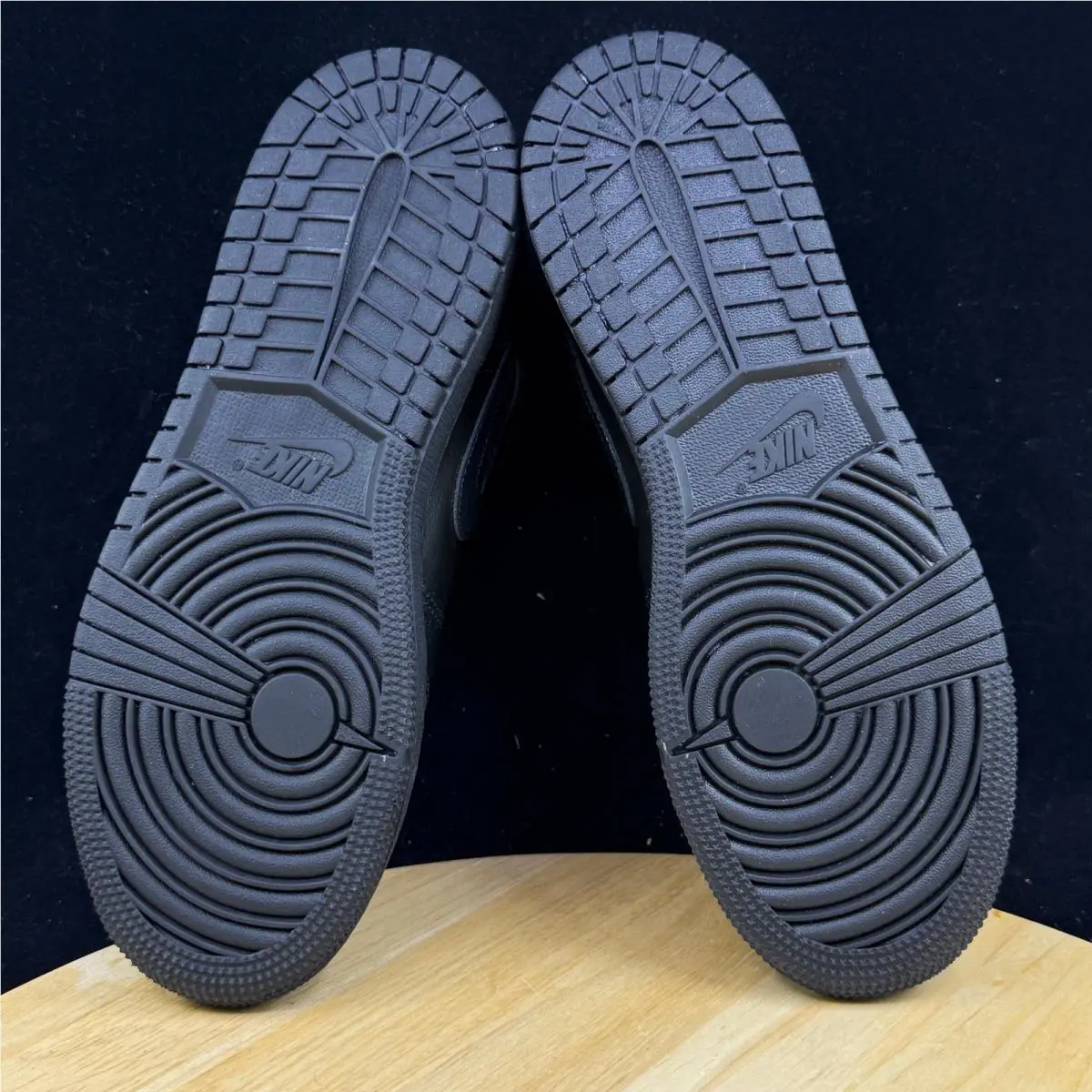 Nike shoes - Black 7