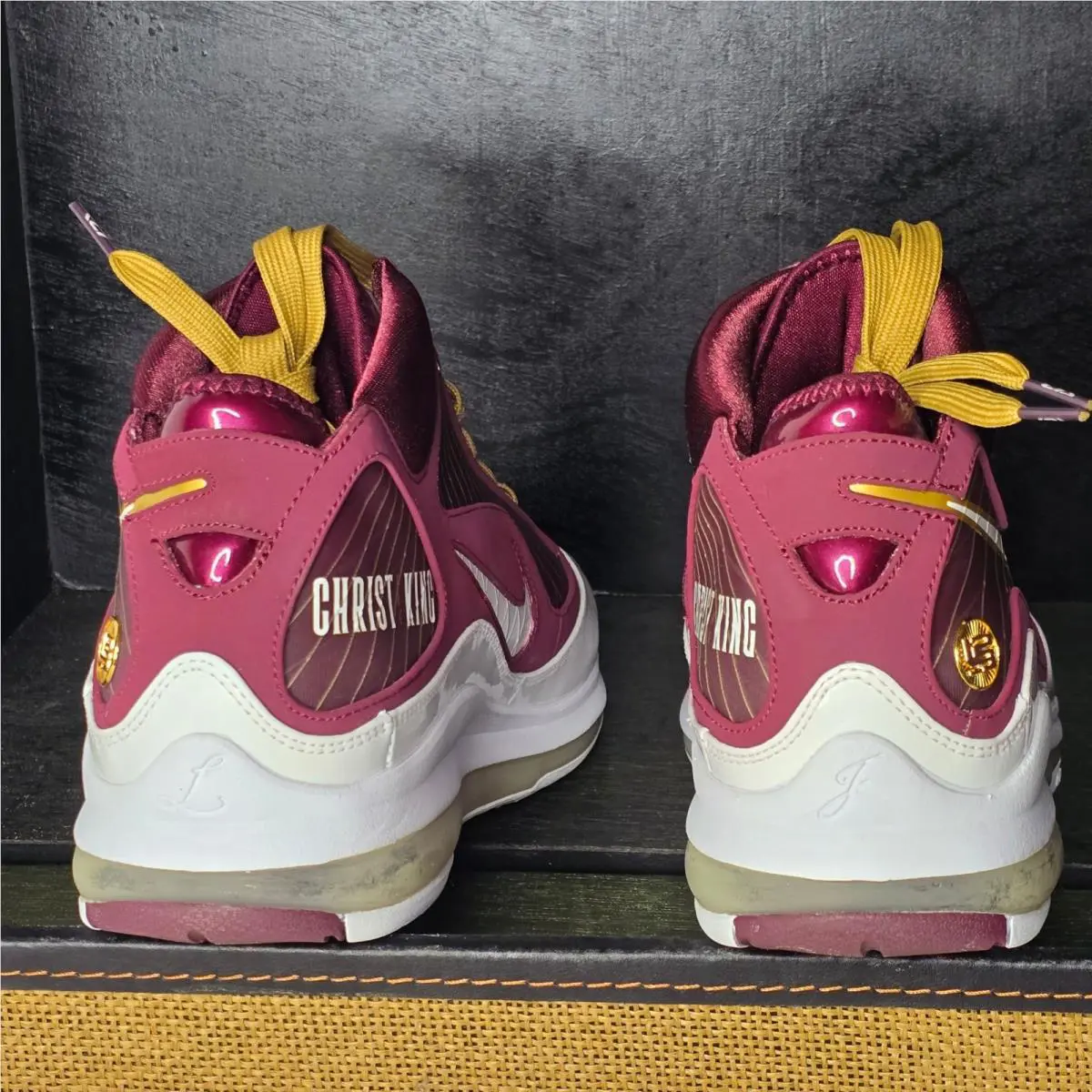 Nike shoes - Nike Air Max LeBron VII - Red 1