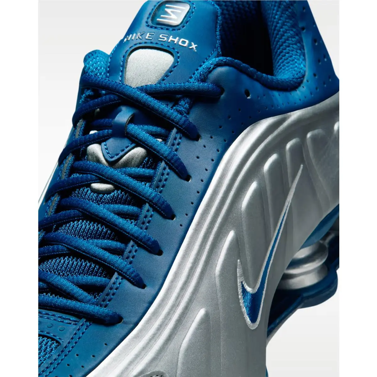 Nike shoes - Nike Shox R4 - Shox - IQ9391-476 - Silver 4