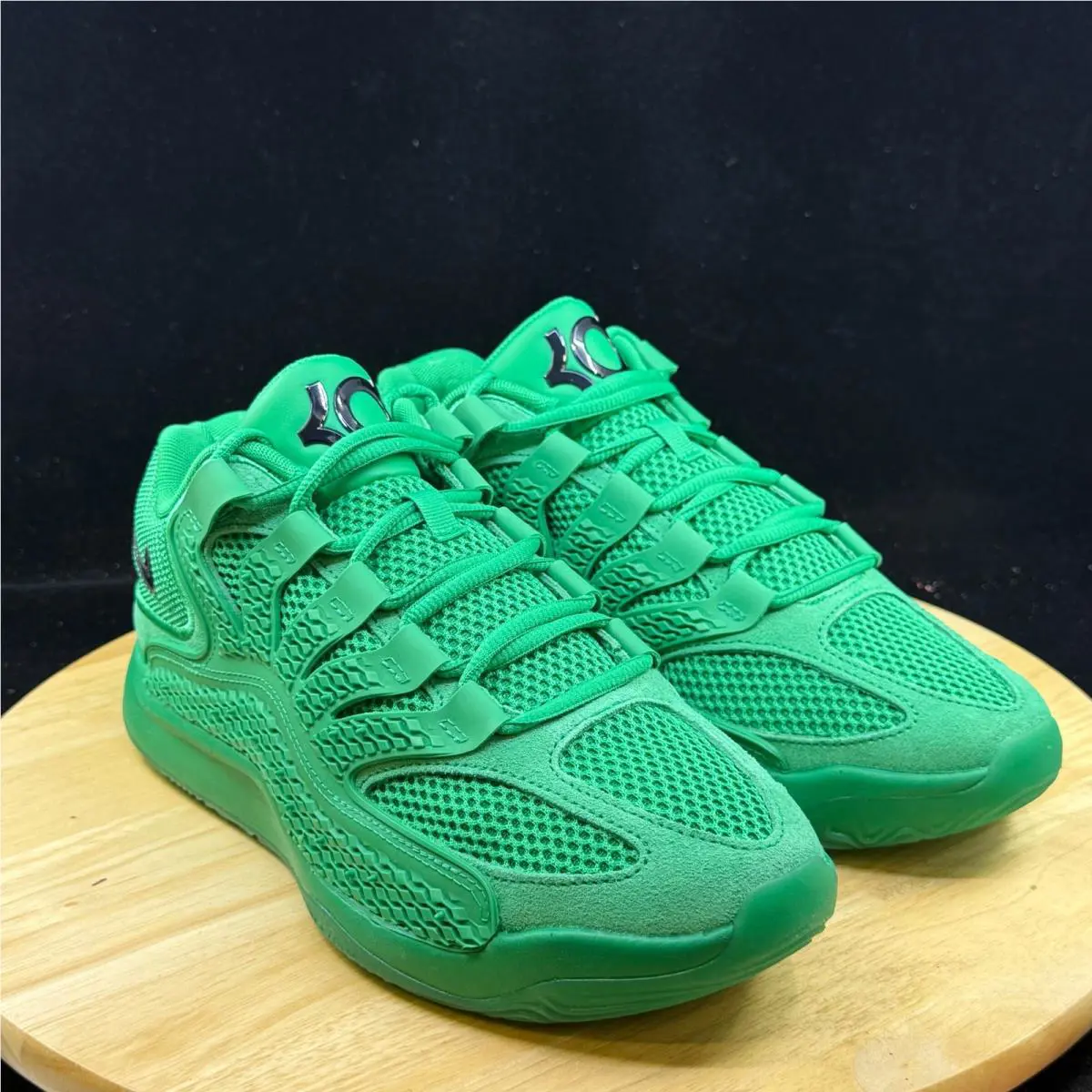 Nike shoes - Green 1