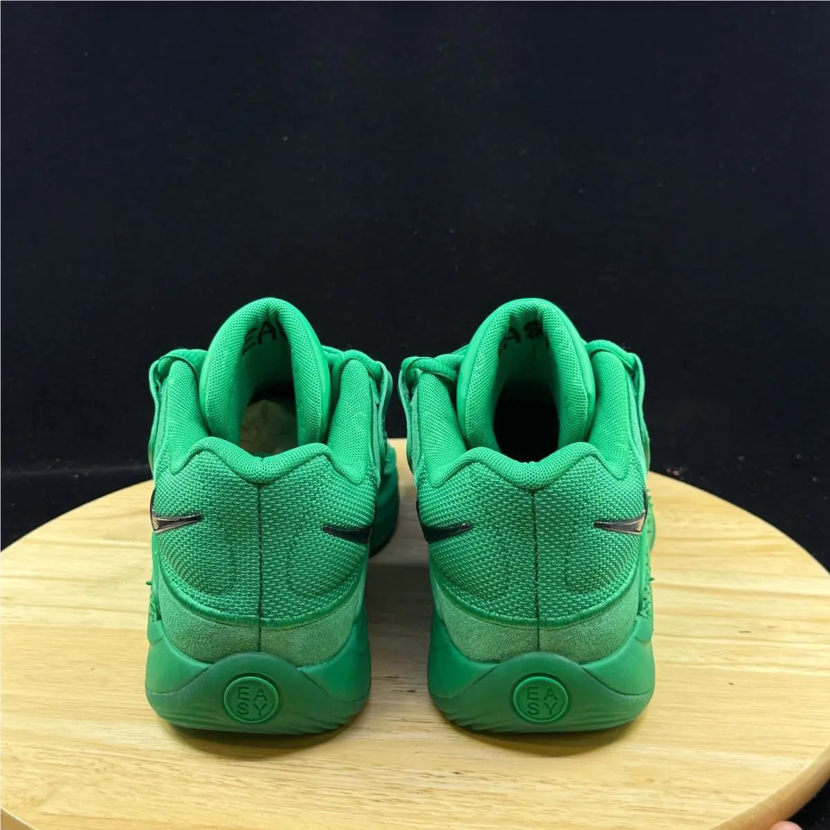 Nike shoes - Green 3