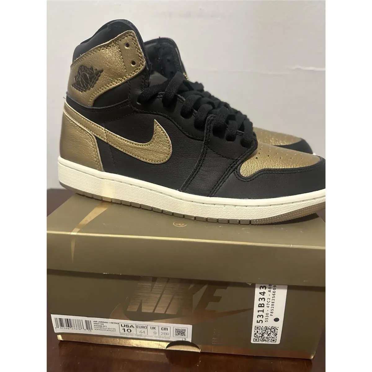 Nike shoes - Gold 8