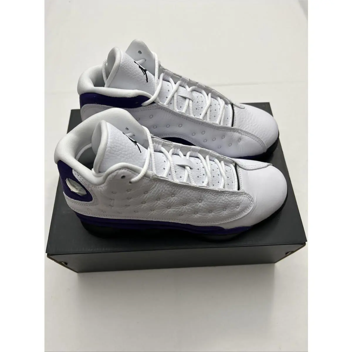 Nike shoes - Air Jordan 13 - Air - White 2