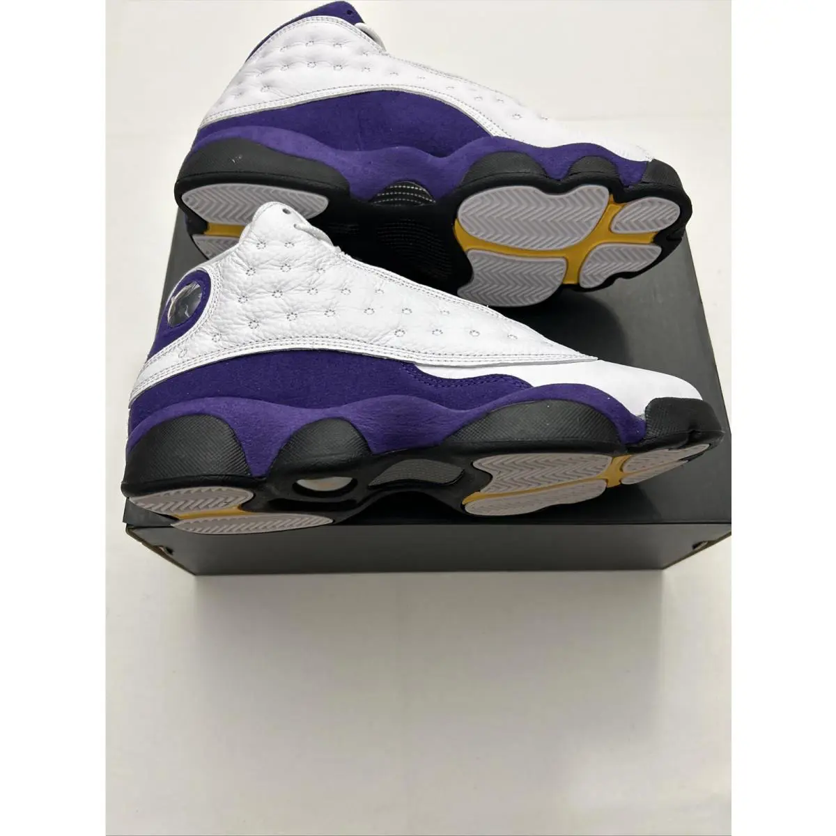 Nike shoes - Air Jordan 13 - Air - White 3