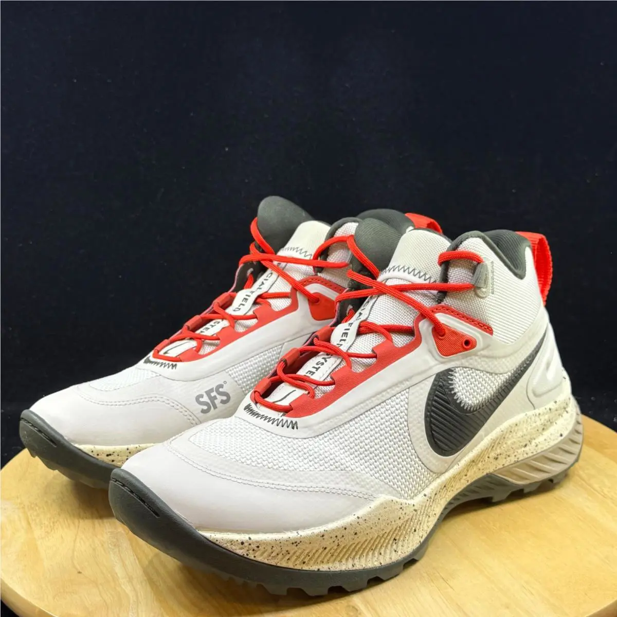 Nike shoes - Gray 0