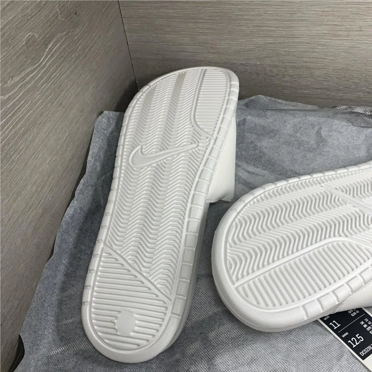 Nike shoes - Nike Benassi - Benassi - DC5239-100 - White 6