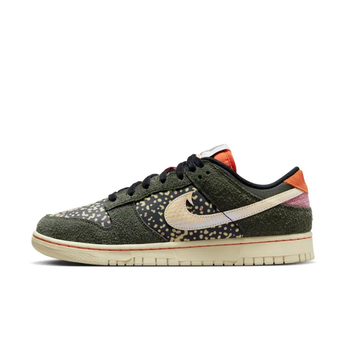 Nike shoes - Sequoia/Alabaster-Safety Orange (UPC: 196607599679) 8