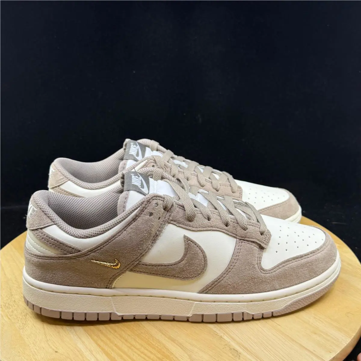 Nike shoes - Brown 2