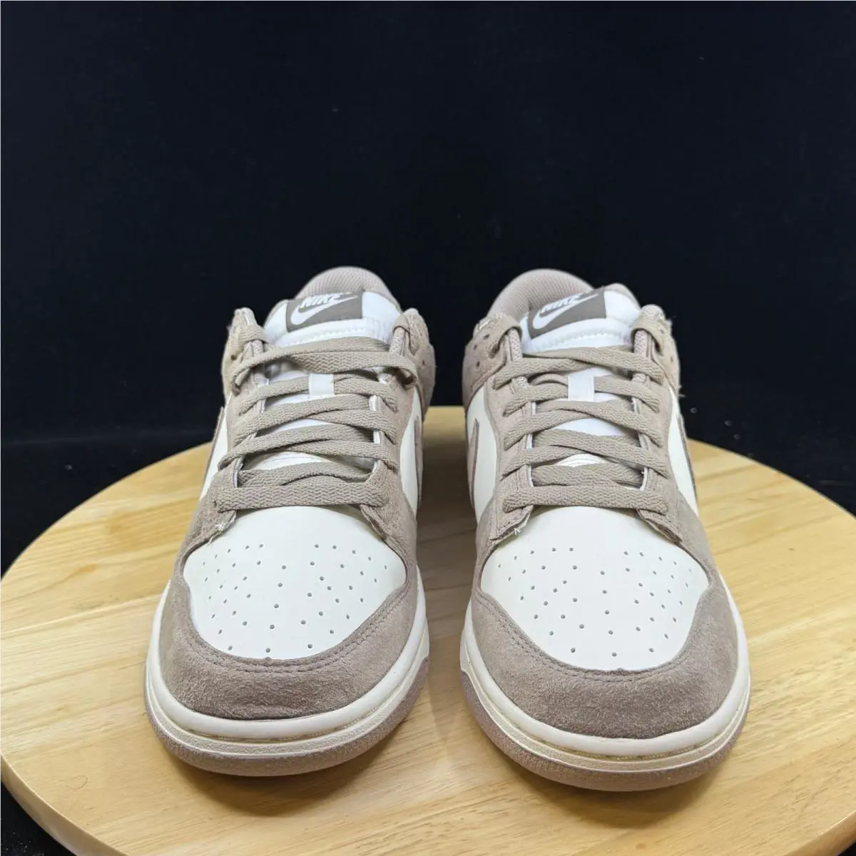 Nike shoes - Brown 4