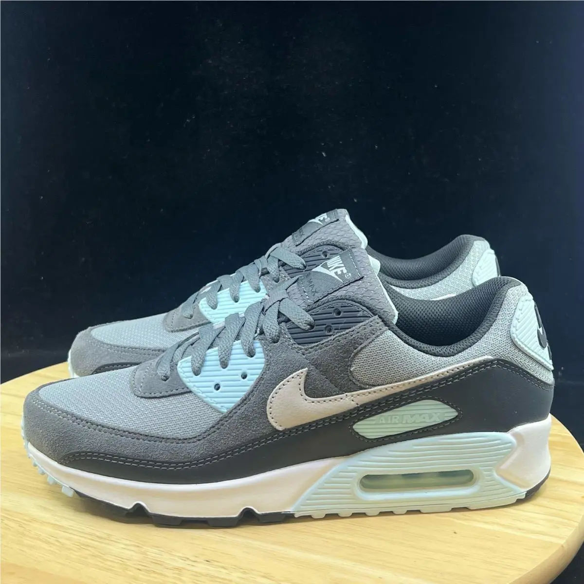 Nike shoes - Gray 0