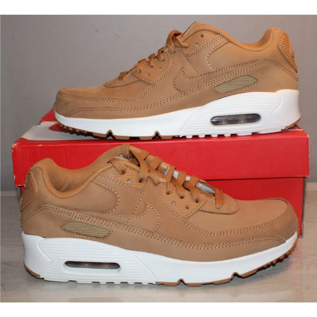 Nike Air Max 90 GS Flax/flax-sail Boy`s Size 6.5 Youth