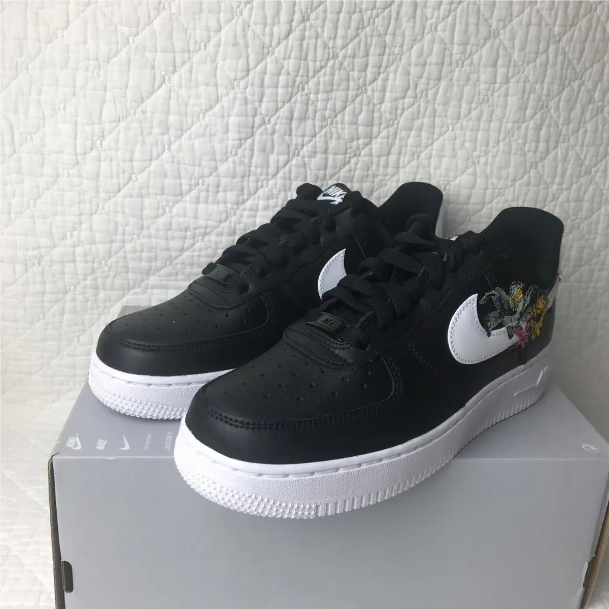 Nike shoes - Nike Air Force 1 - Air Force - IB6644-001 - black white metallic gold 6