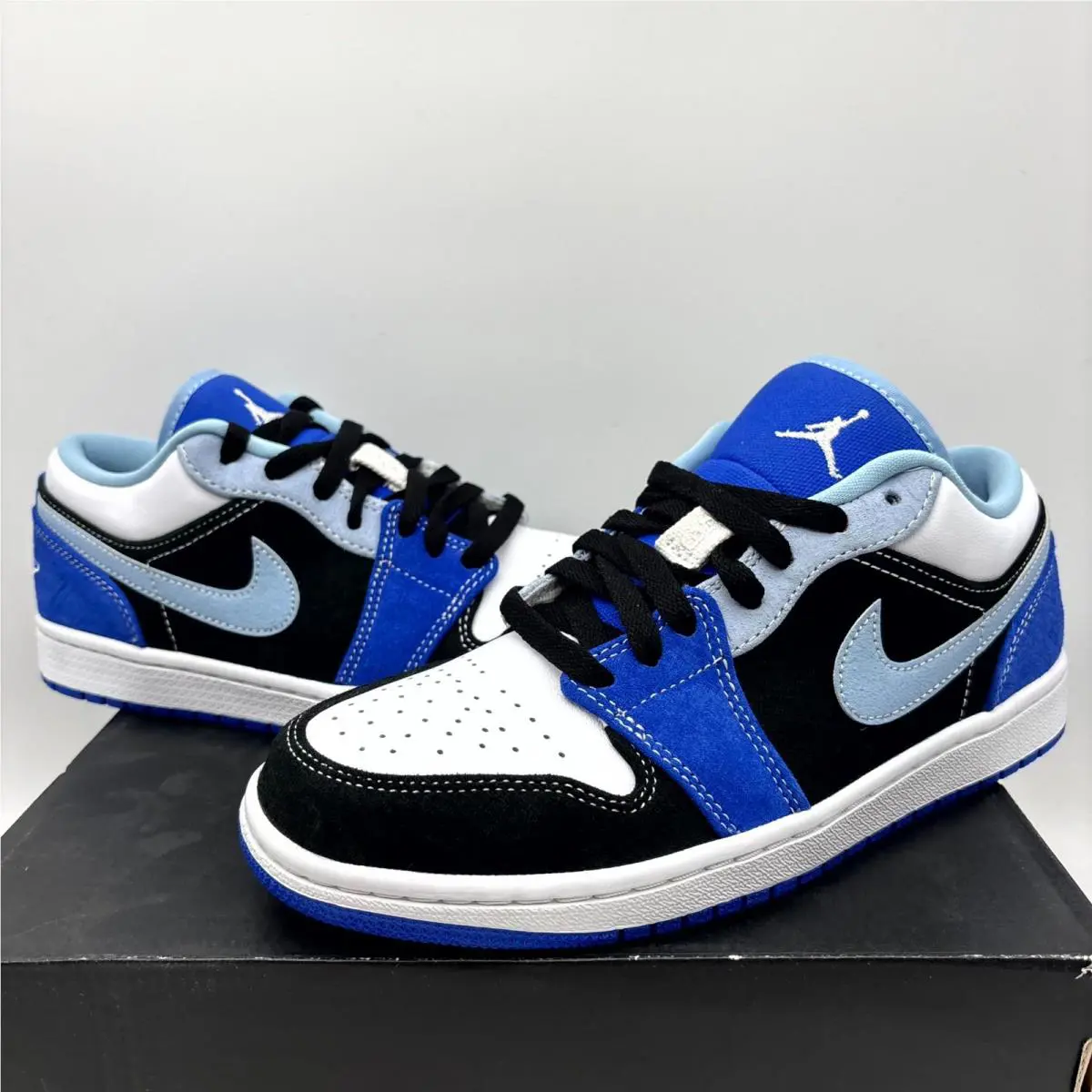Nike shoes - Nike Air Jordan 1 Low DH0206-400 - DH0206-400 - Blue (UPC: 194954799599) 4