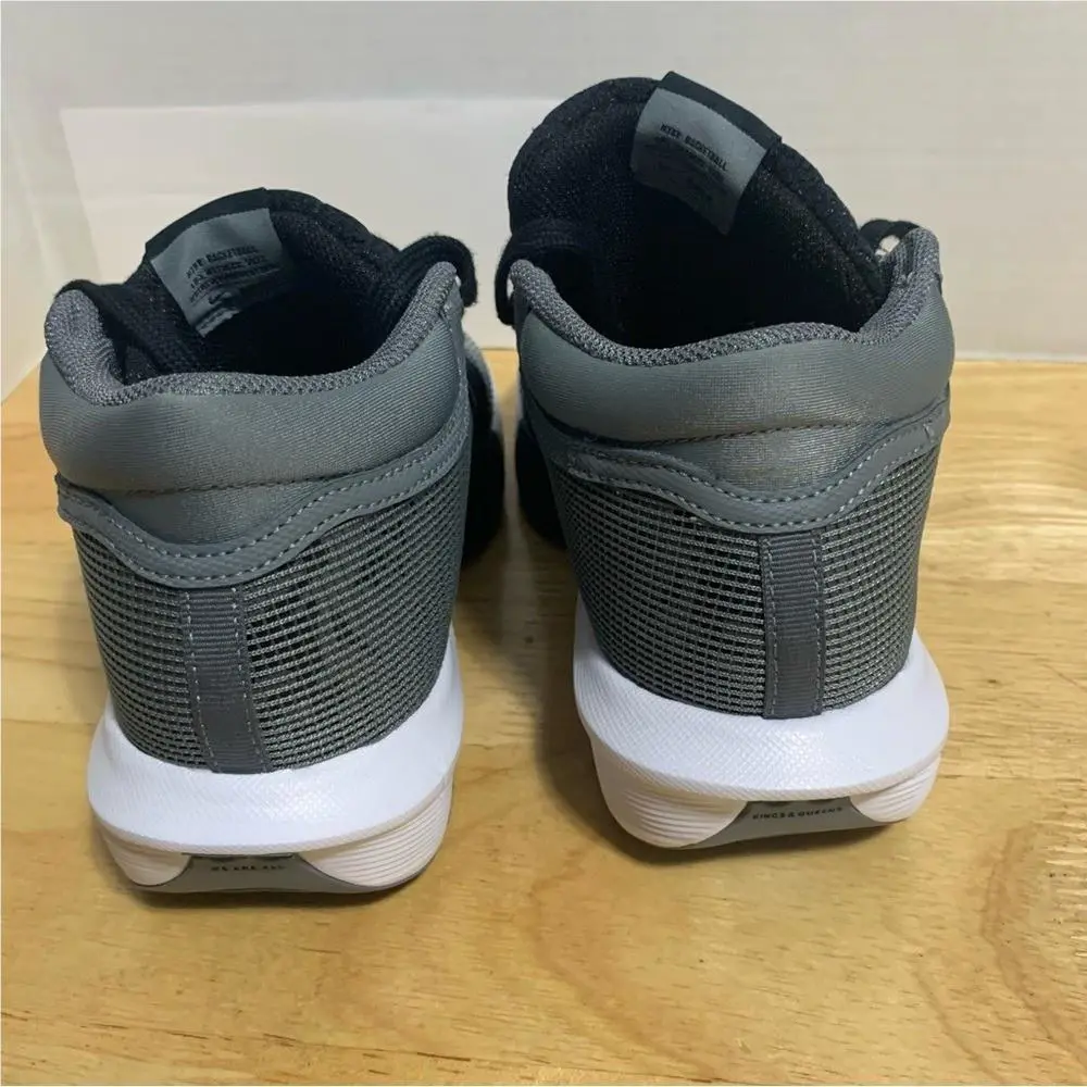 Nike shoes - Black 5