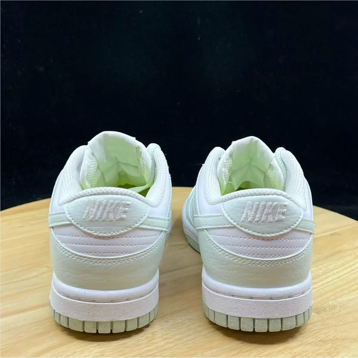 Nike shoes - Green 3