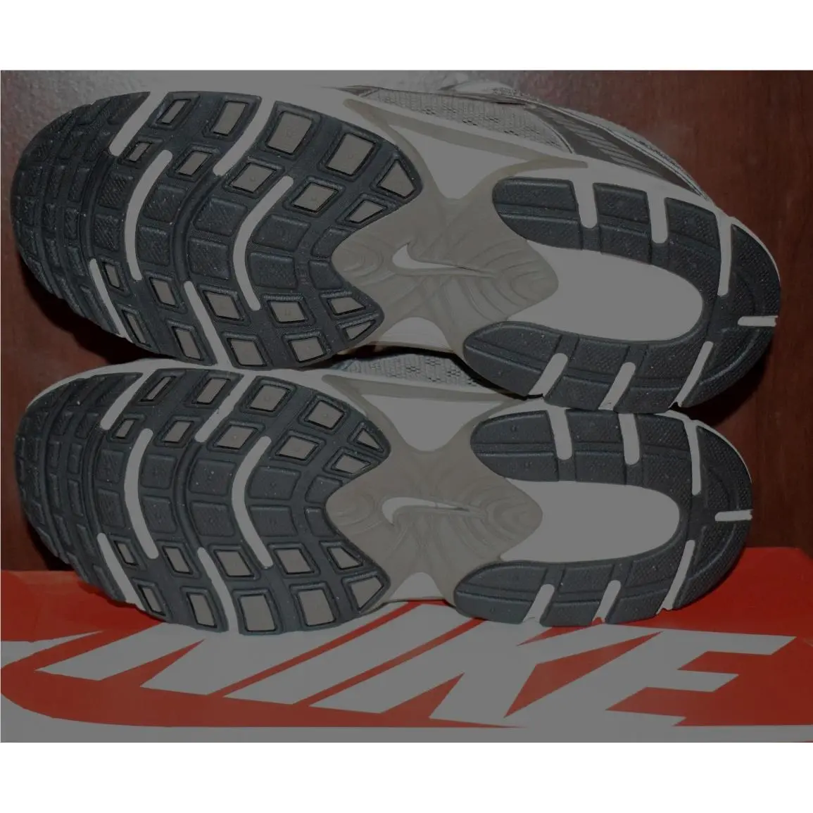 Nike shoes - Gray Silver Black 7
